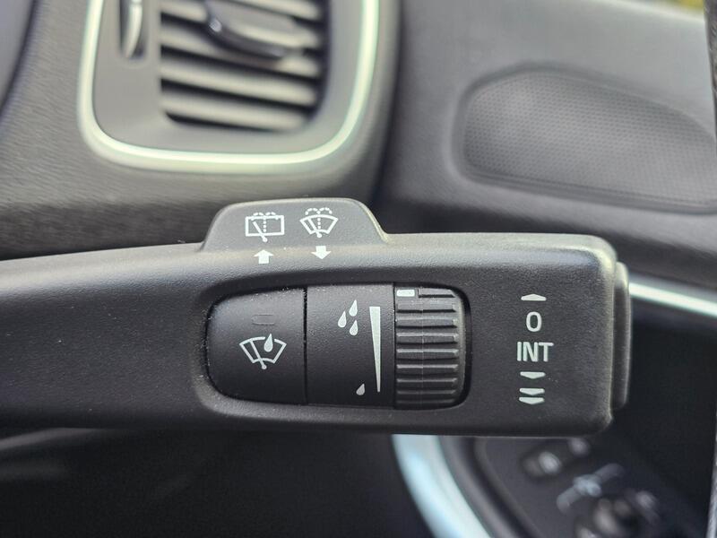 Used Volvo V40 2016 for sale - 76227111: Photo 27