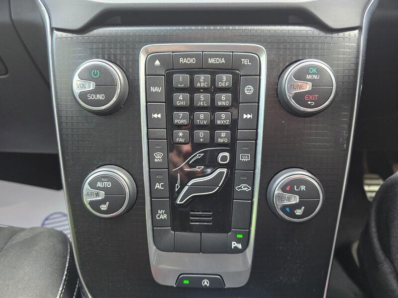 Used Volvo V40 2016 for sale - 76227111: Photo 30