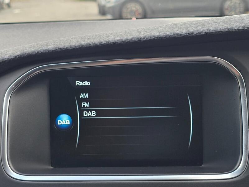 Used Volvo V40 2016 for sale - 76227111: Photo 33