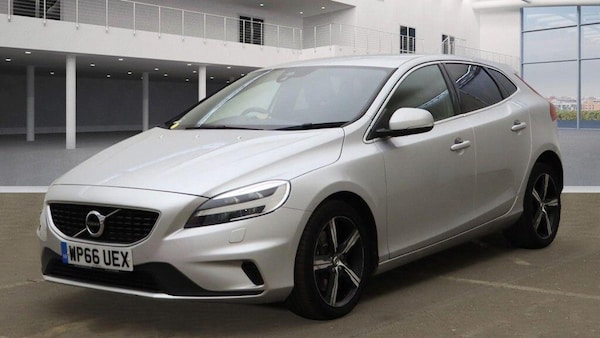 Used Volvo V40 2016 for sale - 76227111: Photo 3
