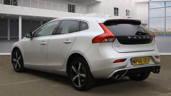 Used Volvo V40 2016 for sale - 76227111: Photo 4