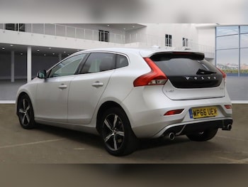 Used Volvo V40 2016 for sale - 76227111: Photo 4