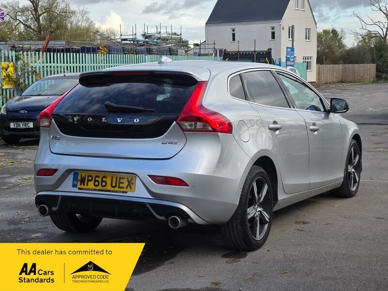 Used Volvo V40 2016 for sale - 76227111: Photo 9