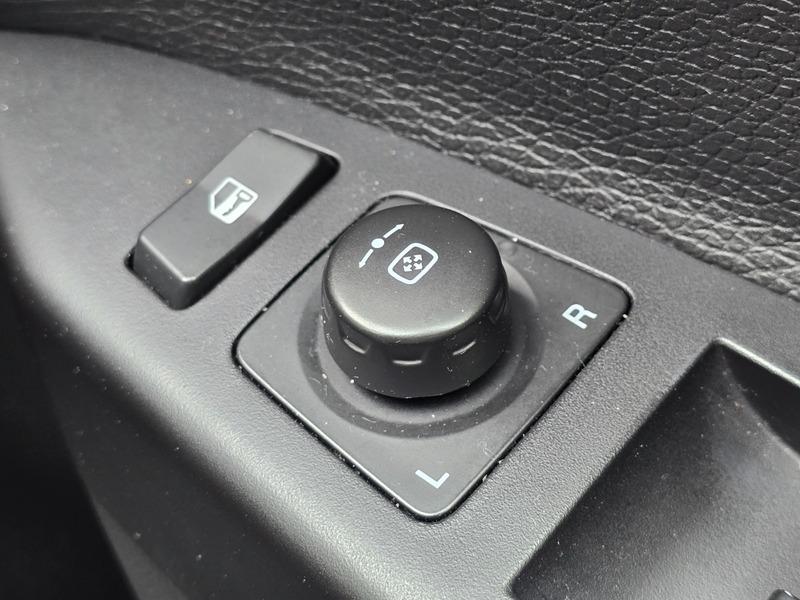 Used Vauxhall Antara 2012 for sale - 76572457: Photo 18