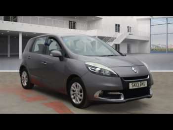 (13) - 1.5 dCi Dynamique TomTom Euro 5 5dr