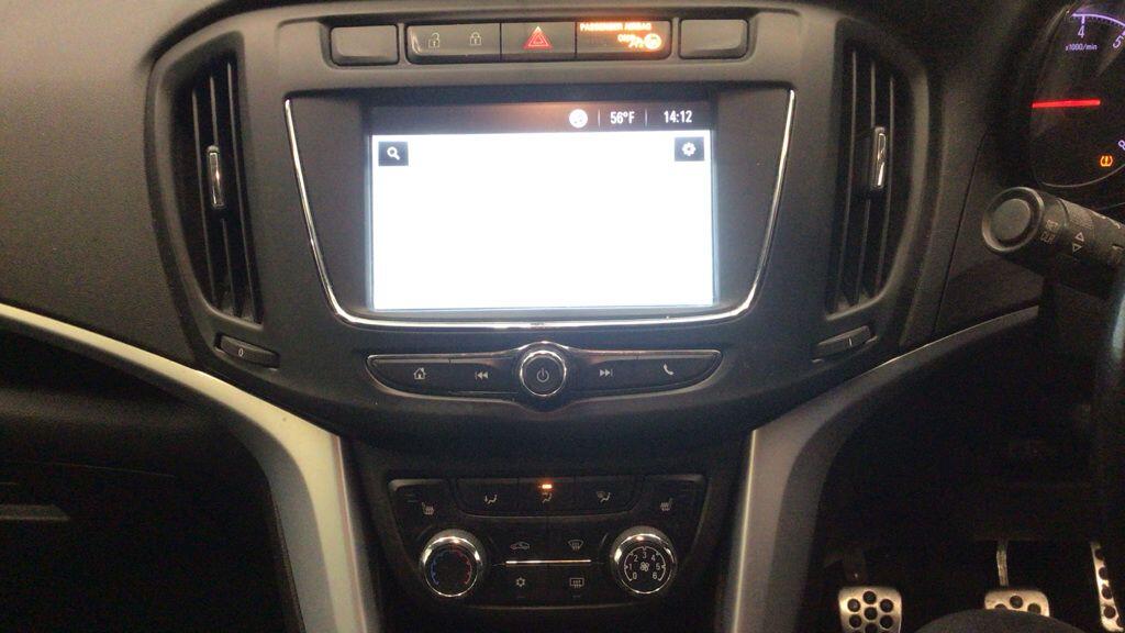 Used Vauxhall Zafira 2018 for sale - 77722606: Photo 2