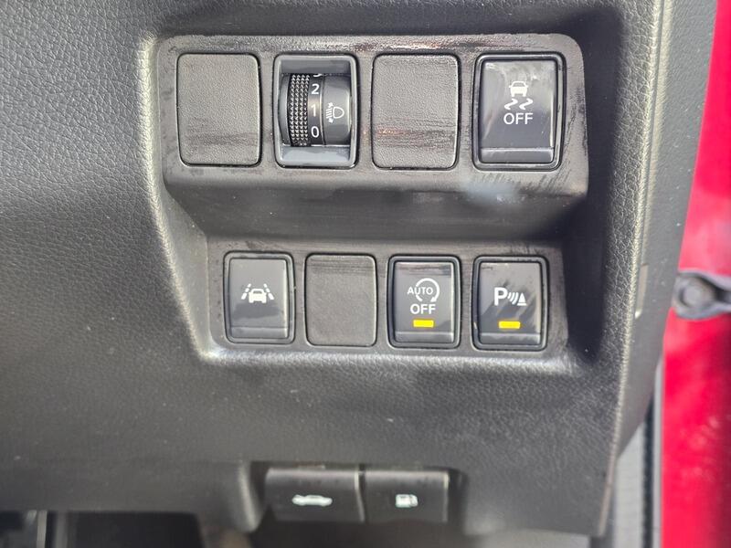 Used Nissan Qashqai 2015 for sale - 76360734: Photo 28