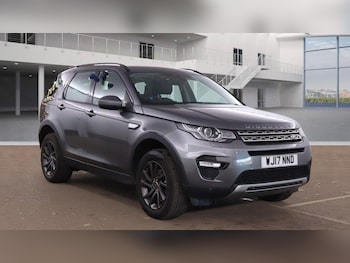 Used Land Rover Discovery Sport 2017 for sale - 76423635: Photo