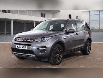 Used Land Rover Discovery Sport 2017 for sale - 76423635: Photo