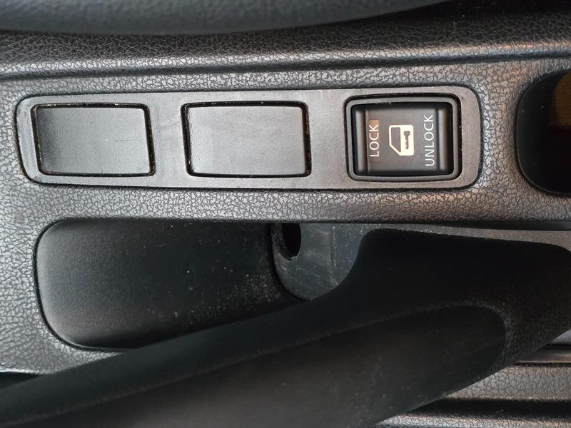 Used Nissan Note 2014 for sale - 77215430: Photo 26