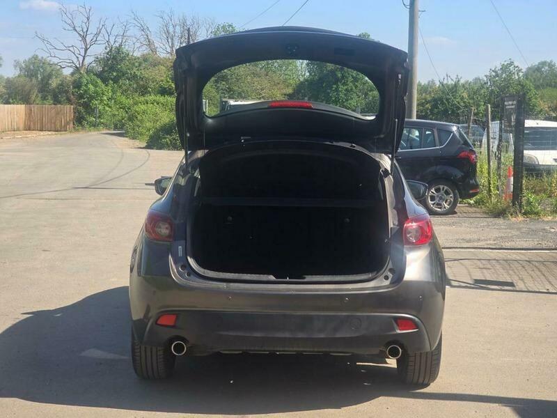 Used Mazda Mazda3 for sale - 76992900: Photo 18