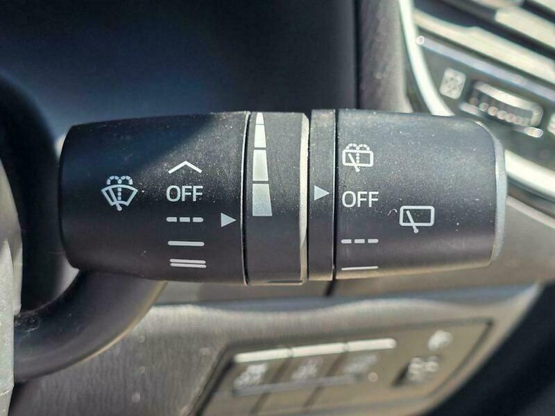 Used Mazda Mazda3 for sale - 76992900: Photo 28