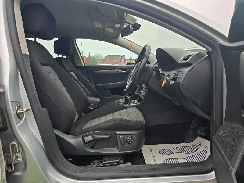 Used Volkswagen Passat 2012 for sale - 77798999: Photo 14