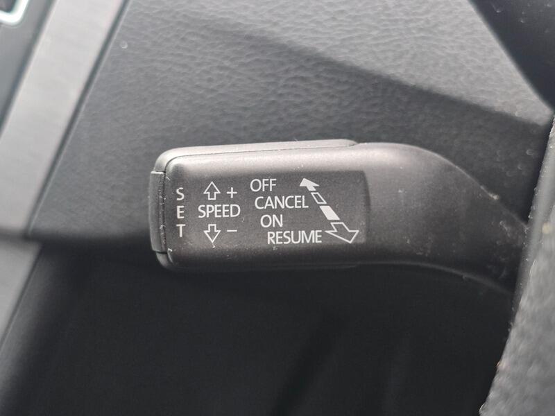 Used Volkswagen Passat 2012 for sale - 77798999: Photo 28