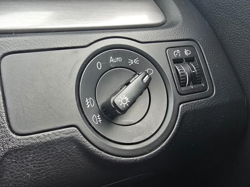 Used Volkswagen Passat 2012 for sale - 77798999: Photo 42