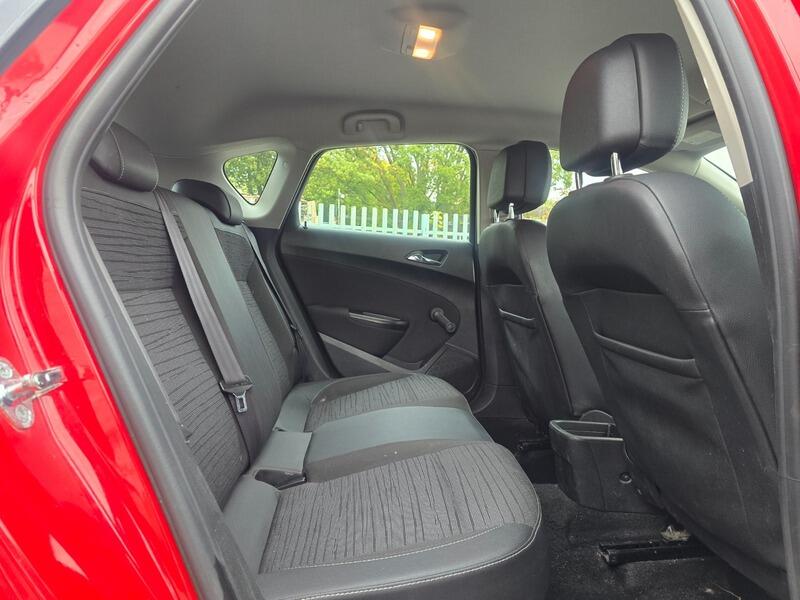 Used Vauxhall Astra 2015 for sale - 76071988: Photo 16