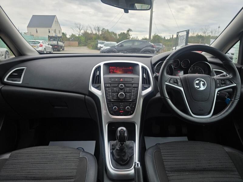 Used Vauxhall Astra 2015 for sale - 76071988: Photo 19