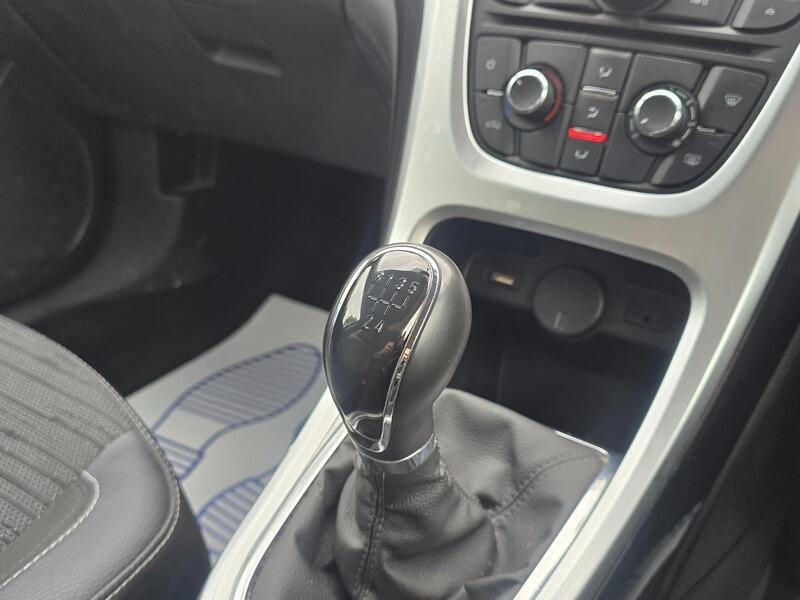 Used Vauxhall Astra 2015 for sale - 76071988: Photo 27