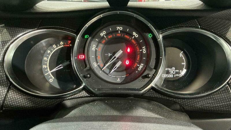 Used DS Automobiles DS 3 2015 for sale - 78141357: Photo 11