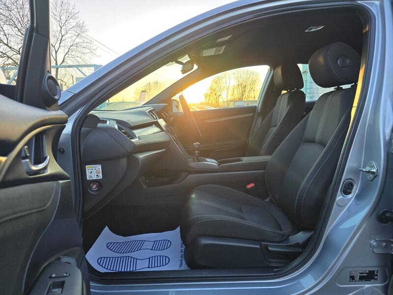 Used Honda Civic 2017 for sale - 77156399: Photo 15