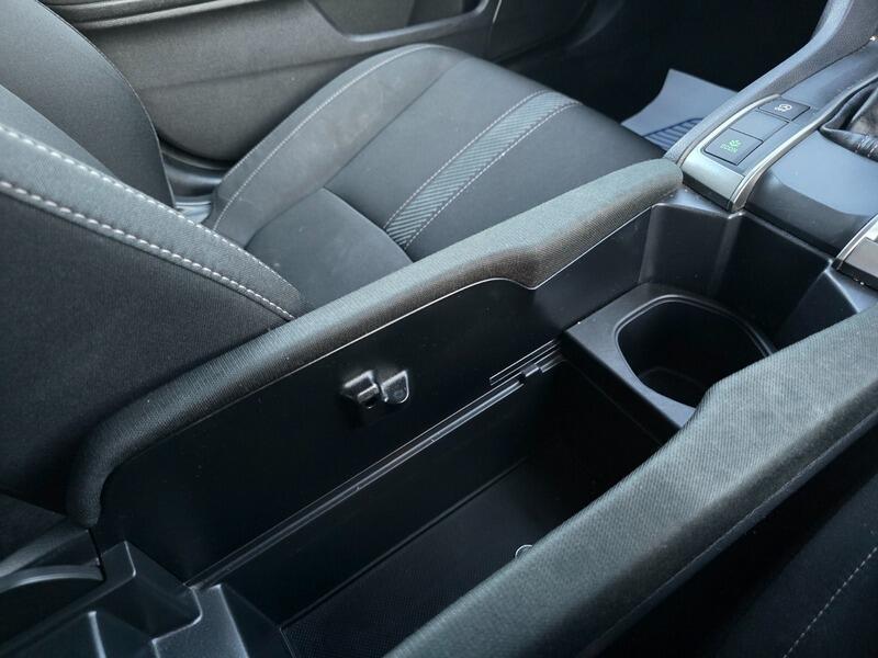 Used Honda Civic 2017 for sale - 77156399: Photo 21