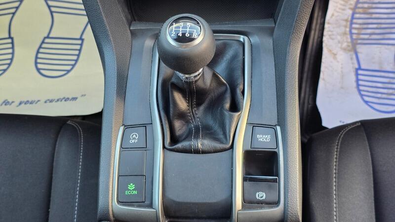 Used Honda Civic 2017 for sale - 77156399: Photo 41