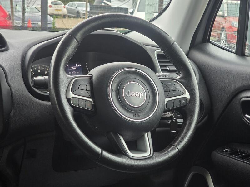 Used Jeep Renegade 2015 for sale - 76499646: Photo 17