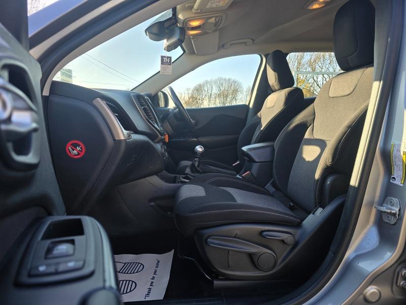 Used Jeep Cherokee 2015 for sale - 76990953: Photo 15