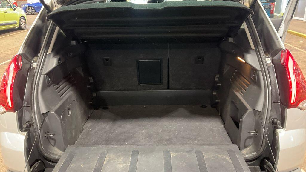 Used Peugeot 3008 2016 for sale - 77549602: Photo 10