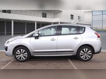 Used Peugeot 3008 2016 for sale - 77549602: Photo
