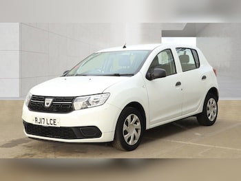 Used Dacia Sandero 2017 for sale - 78535815: Photo