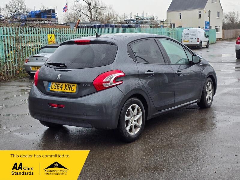 Used Peugeot 208 2014 for sale - 77908855: Photo 11