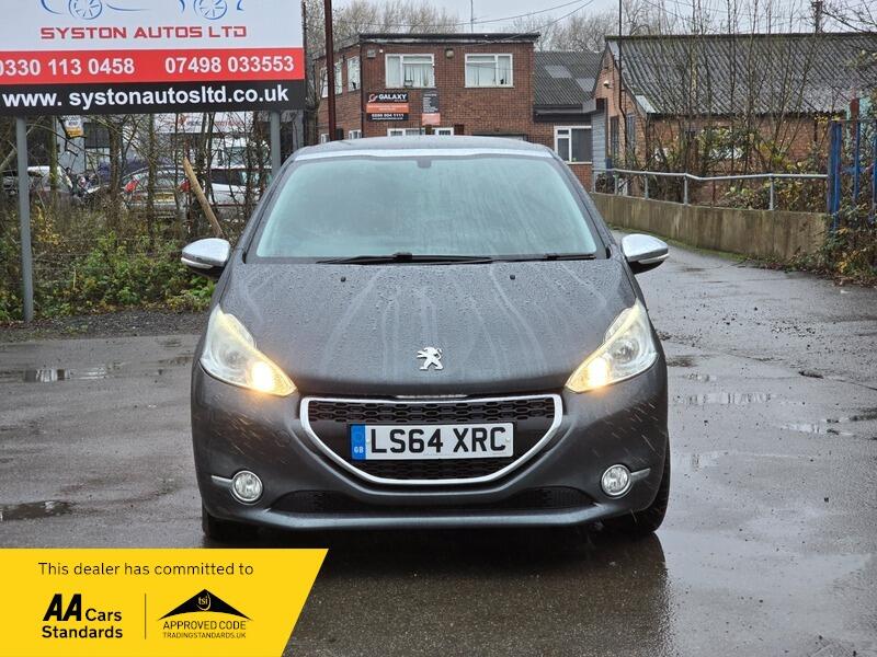 Used Peugeot 208 2014 for sale - 77908855: Photo 2