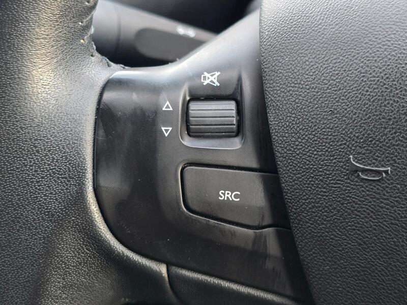 Used Peugeot 208 2014 for sale - 77908855: Photo 27