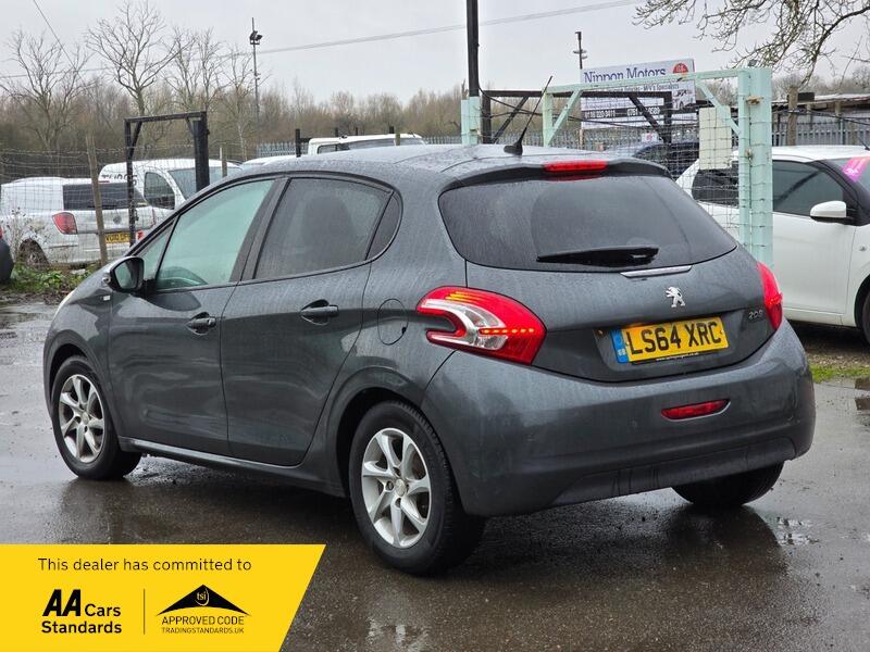 Used Peugeot 208 2014 for sale - 77908855: Photo 7