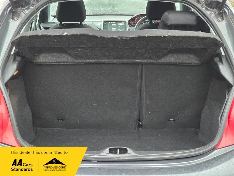 Used Peugeot 208 2014 for sale - 77908855: Photo 9