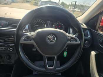 Used Skoda Rapid Spaceback 2014 for sale - 75199656: Photo