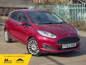 2013 (62) - 1.0T EcoBoost Titanium Euro 5 (s/s) 5dr