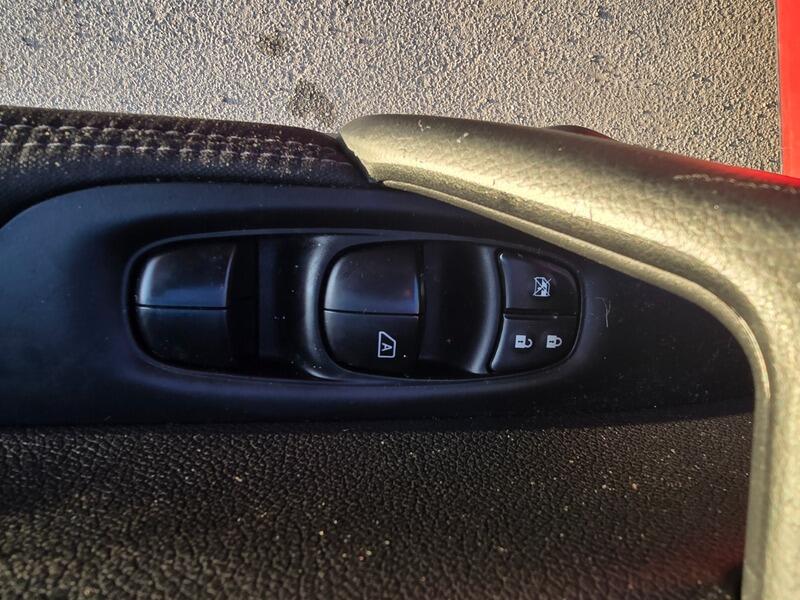 Used Nissan Qashqai 2014 for sale - 78127438: Photo 15