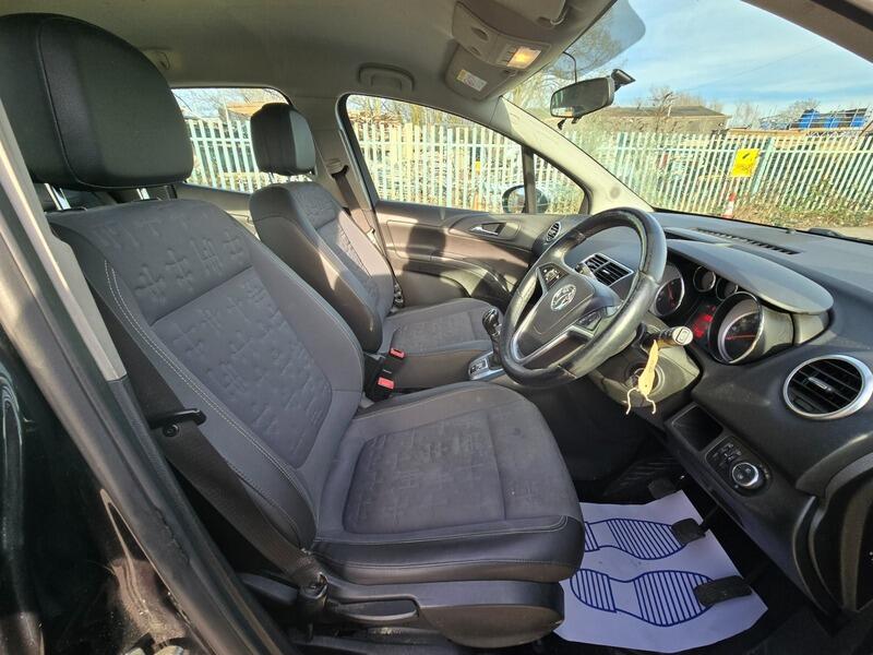 Used Vauxhall Meriva 2015 for sale - 77633190: Photo 13