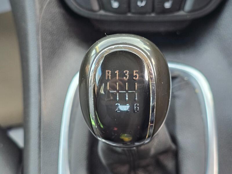 Used Vauxhall Meriva 2015 for sale - 77633190: Photo 26