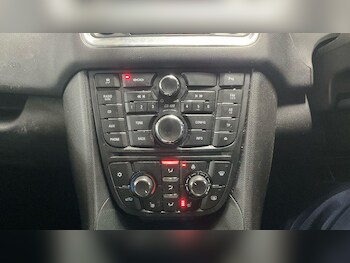 Used Vauxhall Meriva 2015 for sale - 77633190: Photo