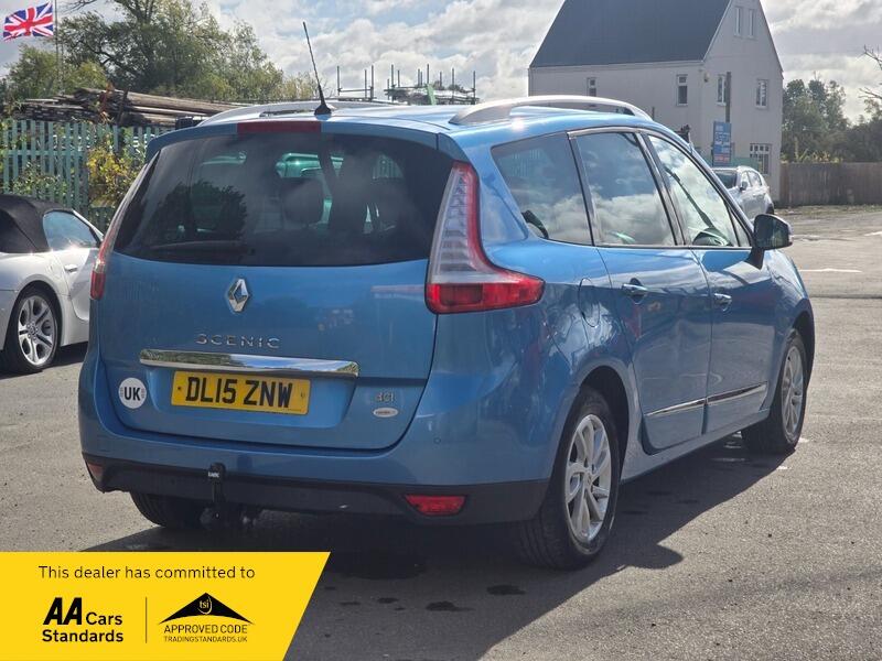 Used Renault Grand Scenic 2015 for sale - 76573450: Photo 11