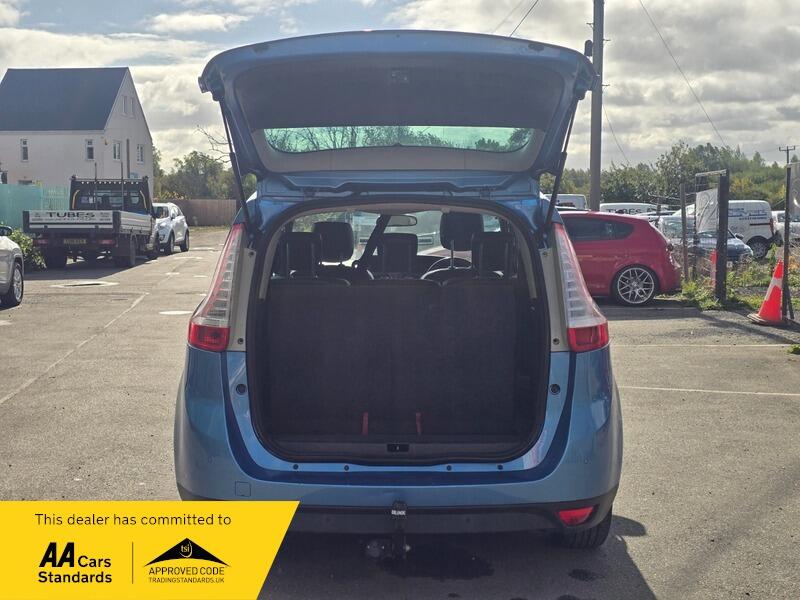 Used Renault Grand Scenic 2015 for sale - 76573450: Photo 12