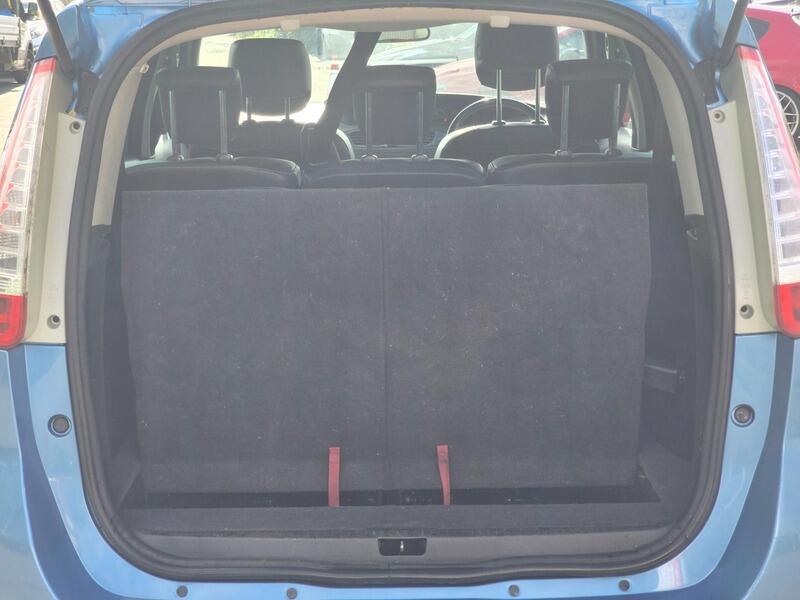 Used Renault Grand Scenic 2015 for sale - 76573450: Photo 13