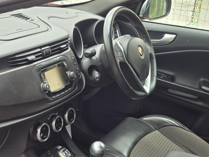 Used Alfa Romeo Giulietta 2014 for sale - 76573321: Photo 16