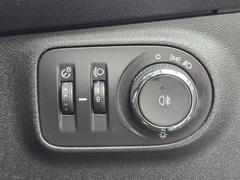 Used Vauxhall ADAM 2015 for sale - 76992461: Photo 25