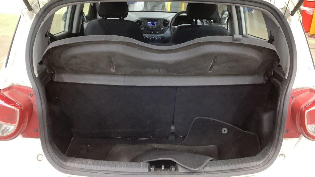 Used Hyundai i10 2015 for sale - 78205006: Photo 10