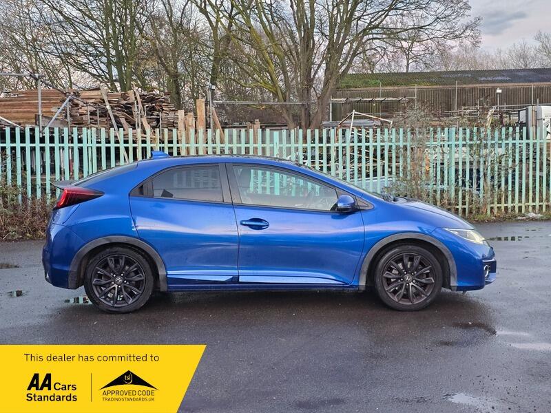 Used Honda Civic 2015 for sale - 76727380: Photo 11