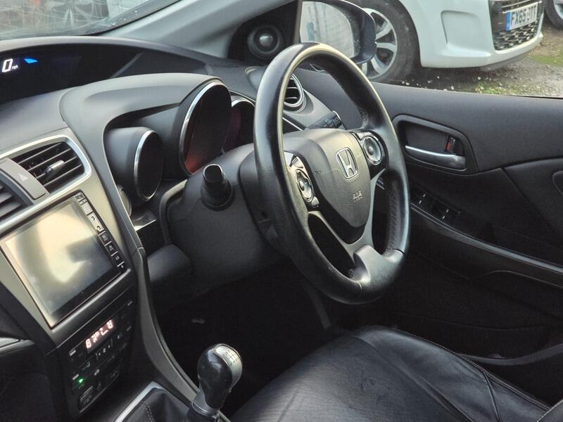 Used Honda Civic 2015 for sale - 76727380: Photo 17